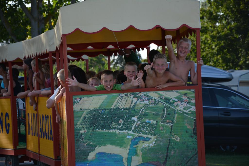 Badiaccia Village Camping Castiglione del Lago Eksteriør billede