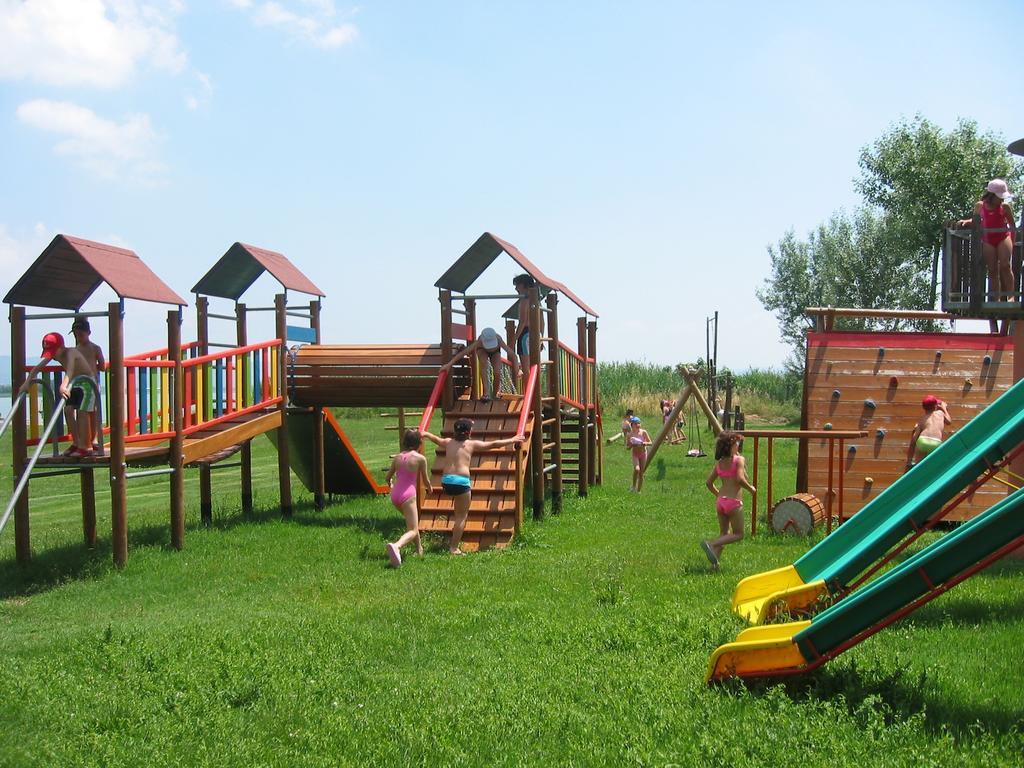 Badiaccia Village Camping Castiglione del Lago Eksteriør billede